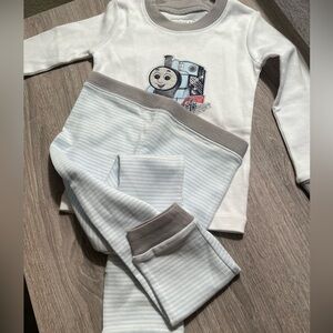 Thomas the Tank pijamas size 2T New with tags.